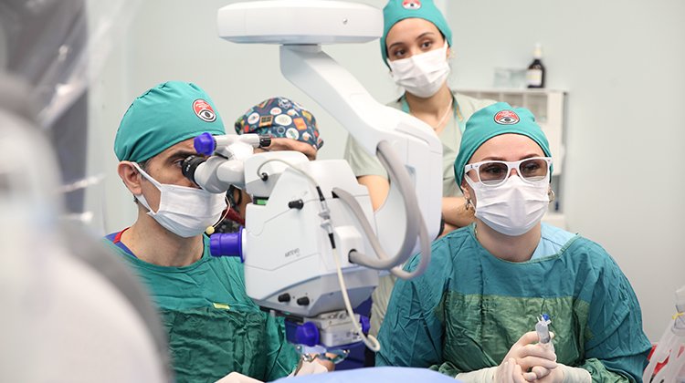 Türk Oftalmoloji Derneği 8’inci Cerrahi Sempozyumu Başlıyor
