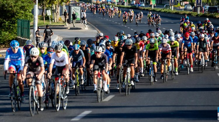 Ankara’da Pedallar Sağlık İçin Döndü